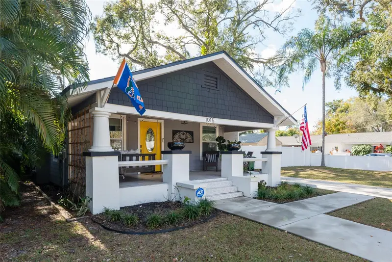 1015 E Crawford St, FL