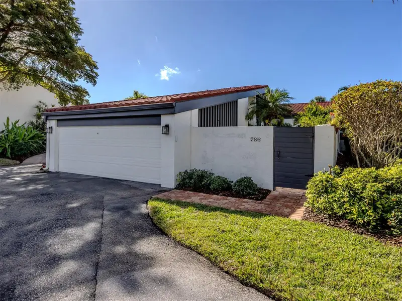 786 Sarabay Rd #19, FL