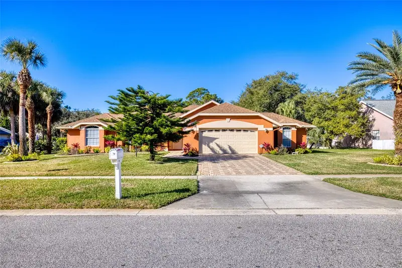 5950 Broken Bow Ln, FL
