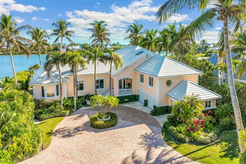 1640 Jean Lafitte Dr, FL