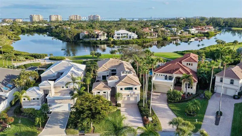Longboat Key pending