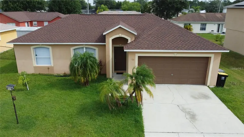 723 Parrot Ct, FL