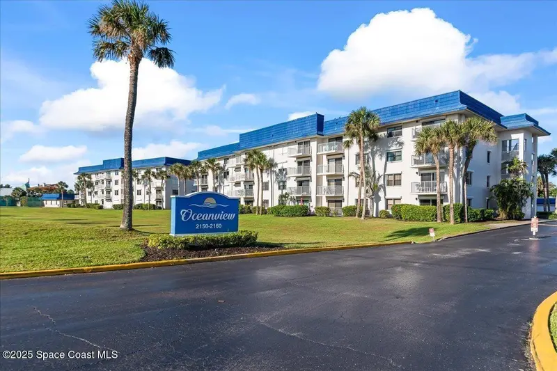 2160 N Highway A1a #202, FL