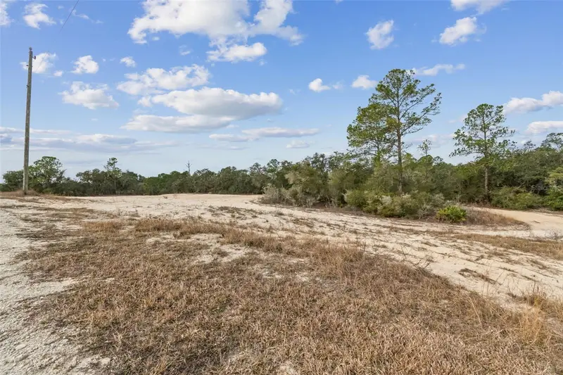 Hardstone Dr, FL