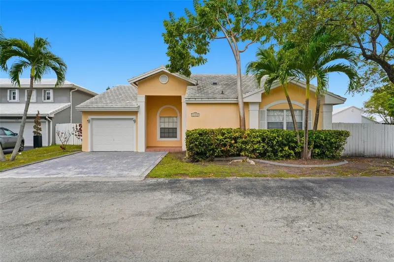 11242 Sw 64th, FL