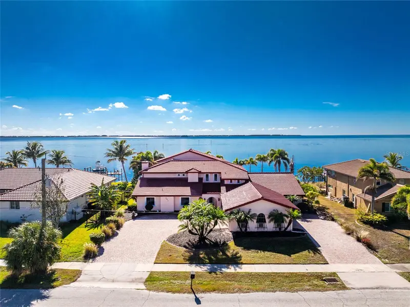 341 Severin Rd Se, FL