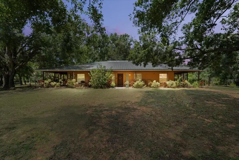 13719 Seminole Trl, FL