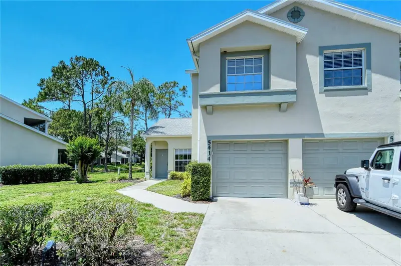 5414 Fair Oaks St #10-D, FL
