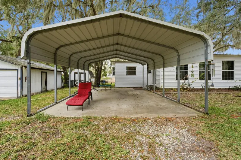 105 Major Ln, FL