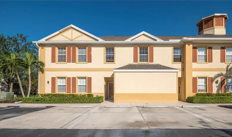 4263 Liron Ave #101, FL