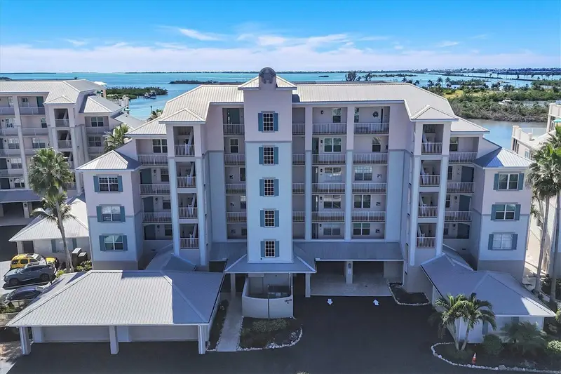 13313 Gasparilla Rd #C302, FL