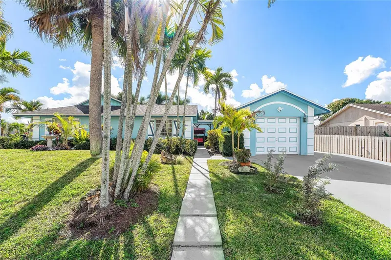 10290 Carmen Ln, FL