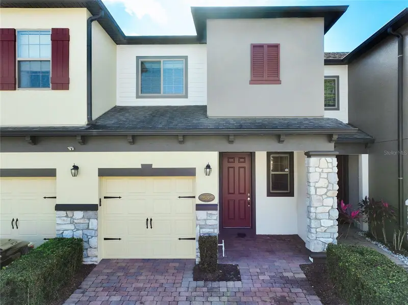 2592 Econ Landing Blvd, FL