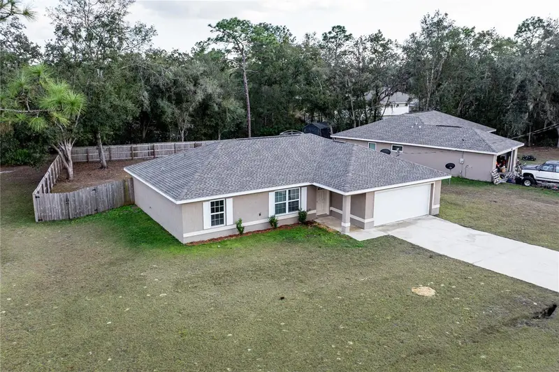 5 Malauka Radial Cir, FL