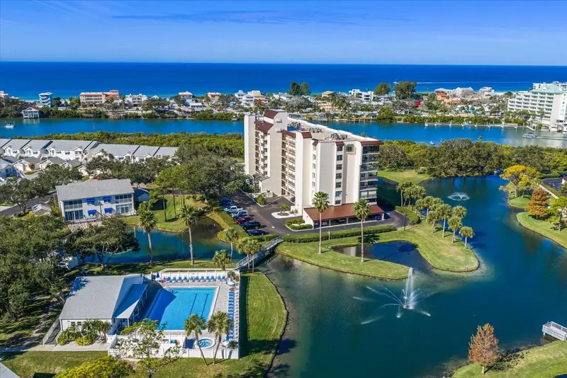 11590 Shipwatch Dr #447, FL