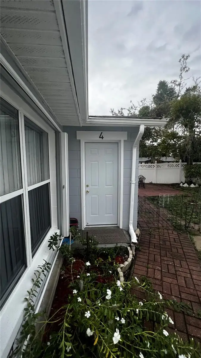 111 Cuautla Way #4, FL
