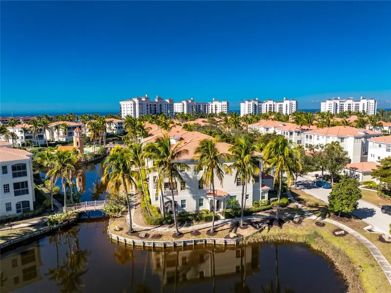 3464 Sunset Key Cir #103, FL