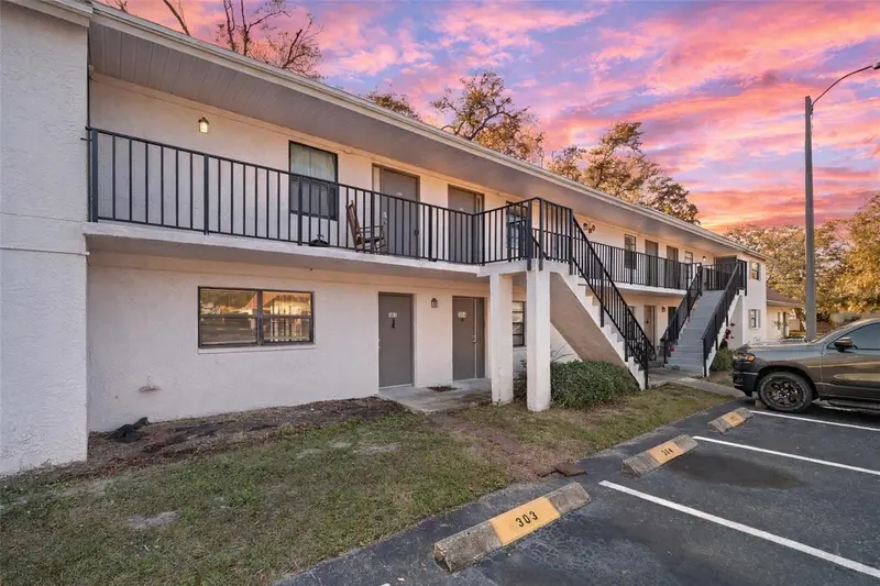 2142 Bradford St #323, FL