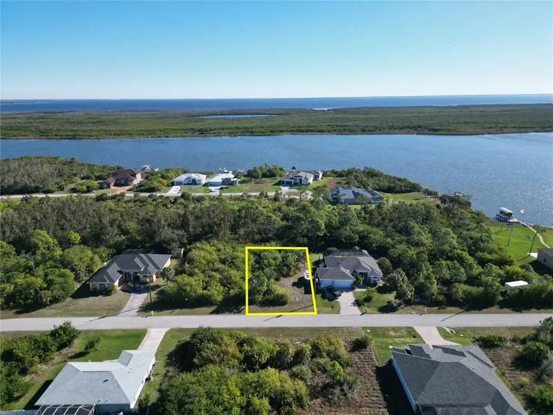 9558 Shelburne Cir, FL