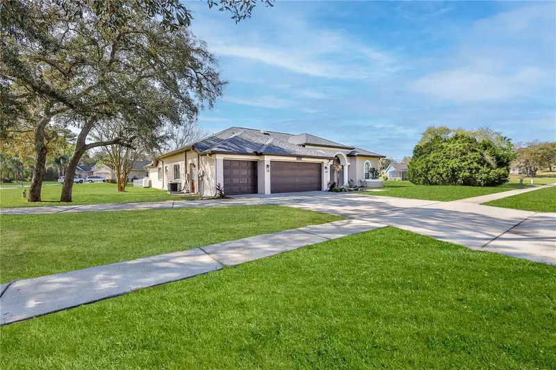 12230 Padron Blvd, FL