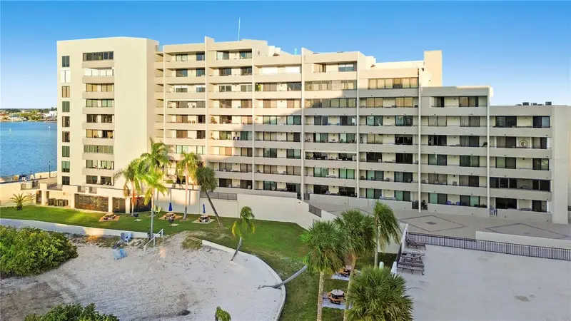 6035 Sea Ranch Dr #203, FL