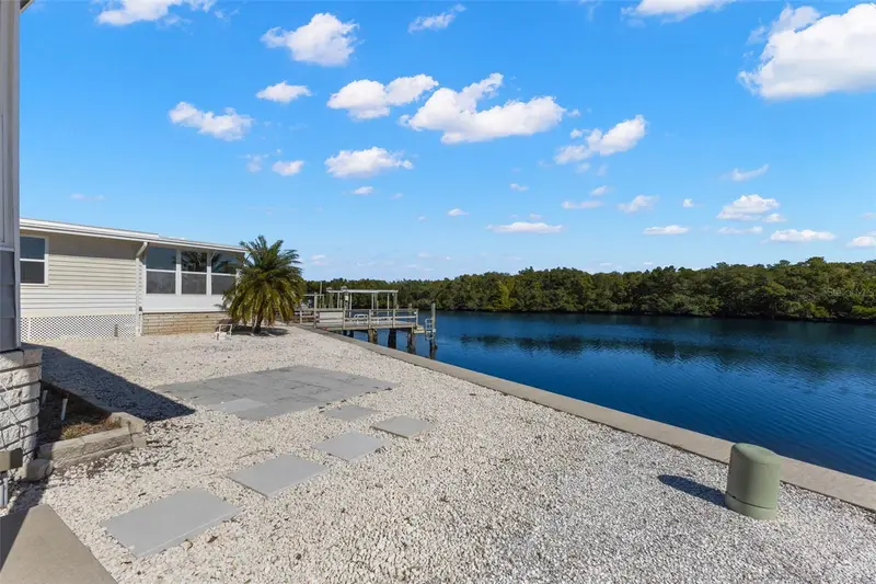 7113 Mount Piney Rd Ne #719, FL