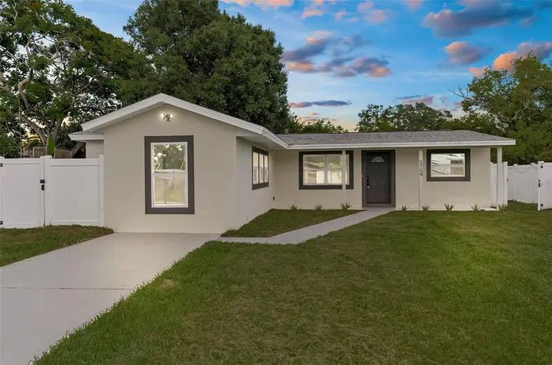 5704 S Coolidge Ave, FL