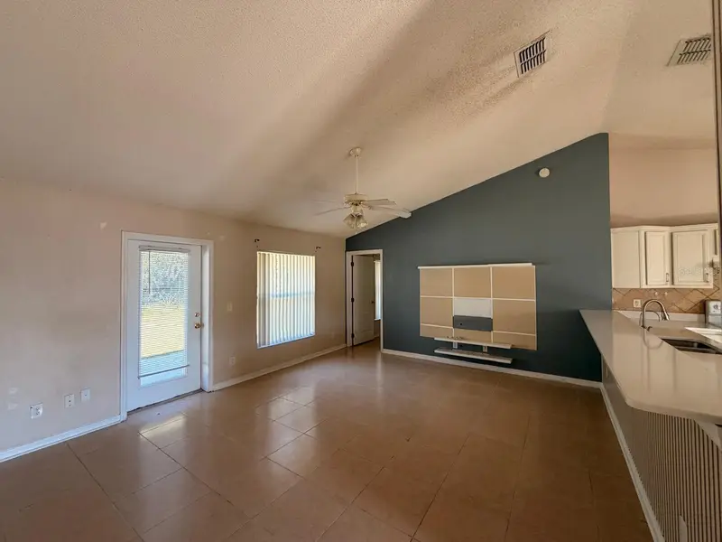 1926 Michigan Ct, FL