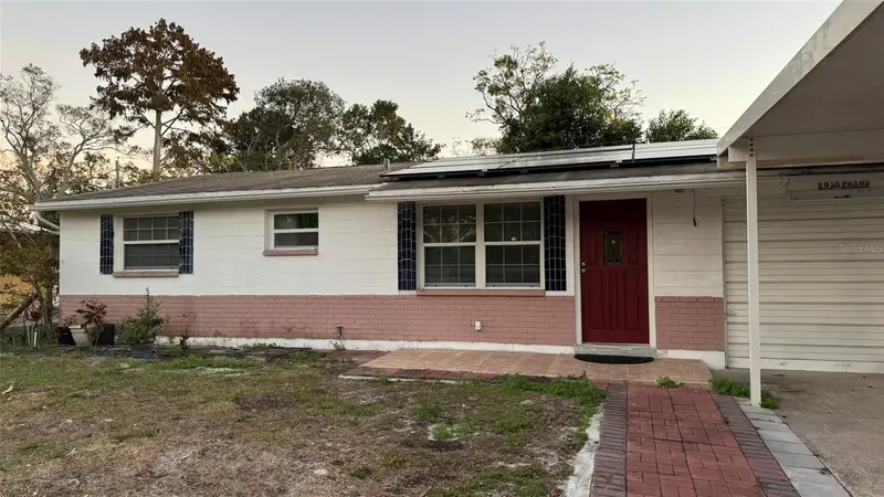 6980 82nd Ave N, FL