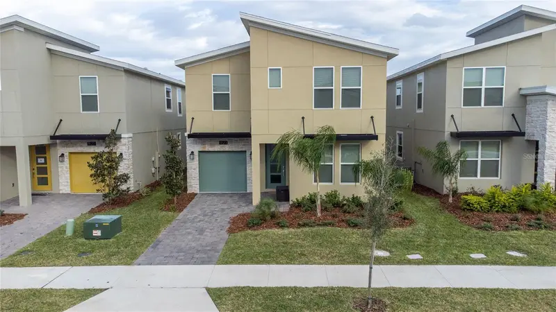 9123 Sommerset Hills Dr, FL