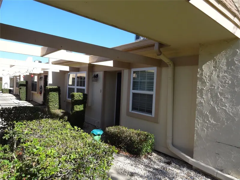 11135 Carriage Hill Dr #3, FL