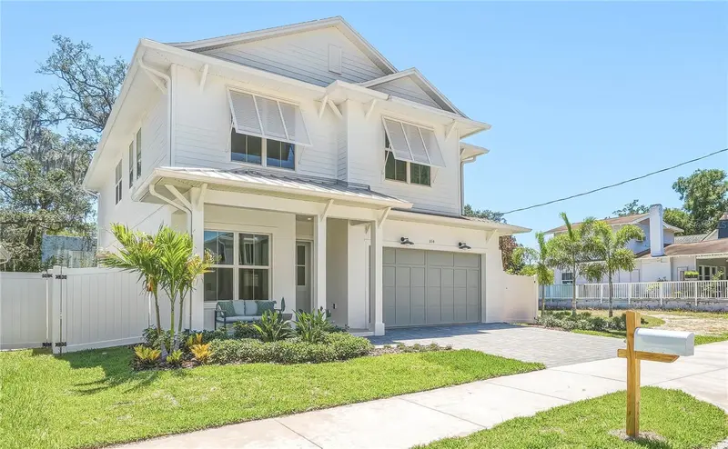 814 W Amelia Ave, FL