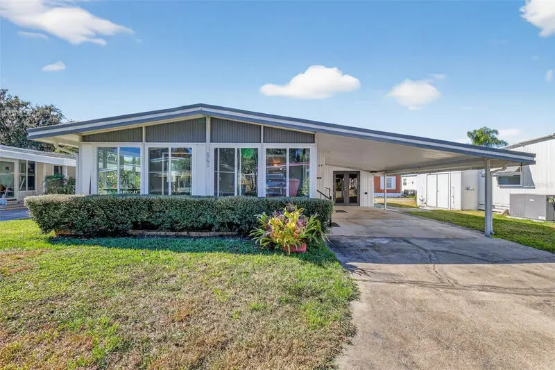 790 Sandi Dr, FL