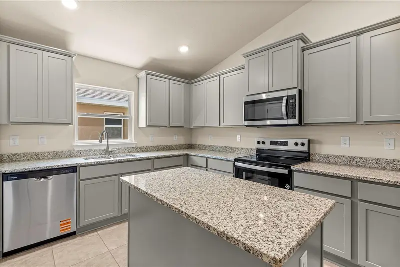 7576 Bent Tree Loop, FL