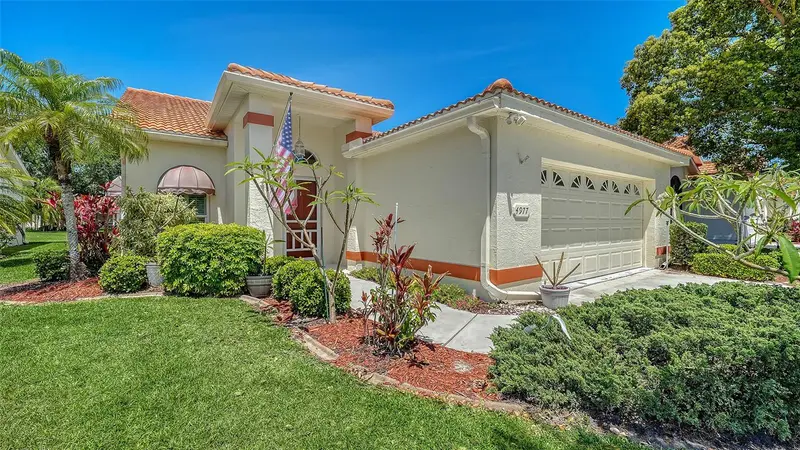 4977 Tamarack Trl, FL