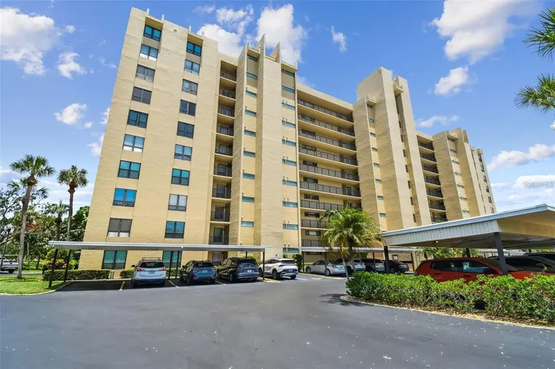2621 Cove Cay Dr #703, FL