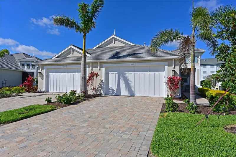 209 Okeeffe Cir, FL
