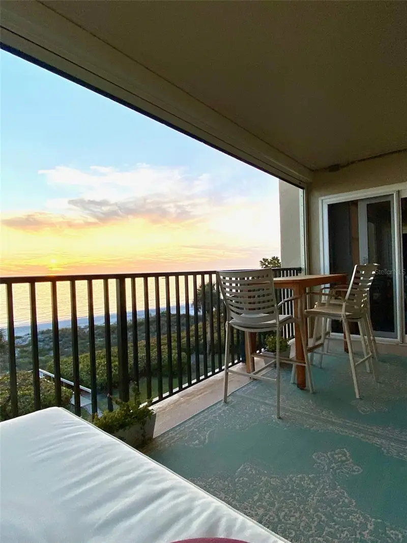2675 Gulf Of Mexico Dr #302, FL