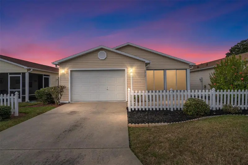 1717 Moreno Pl, FL