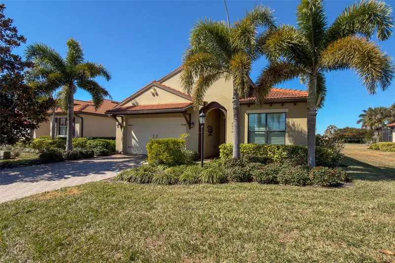 4610 Royal Dornoch Cir, FL