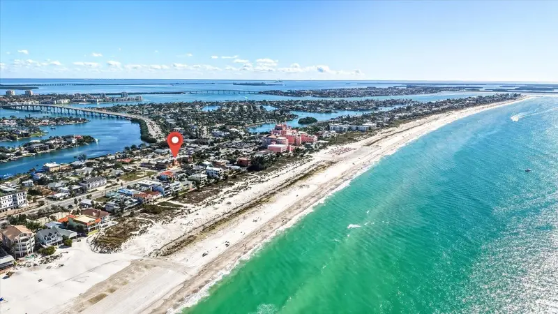 3575 Gulf Blvd #105, FL