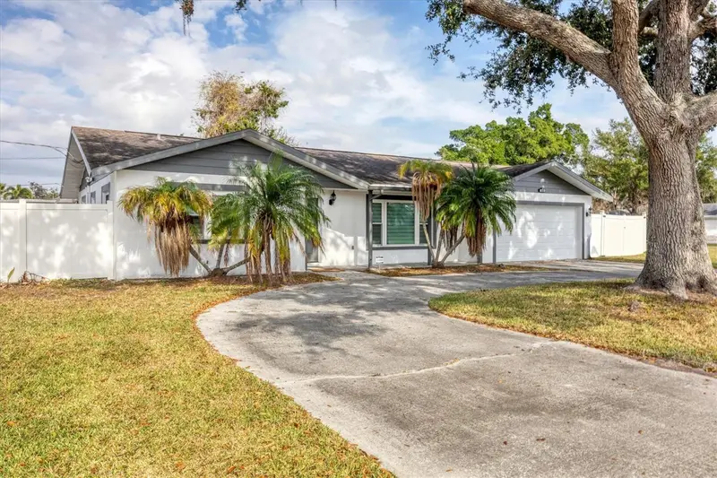 322 Linden Dr, FL