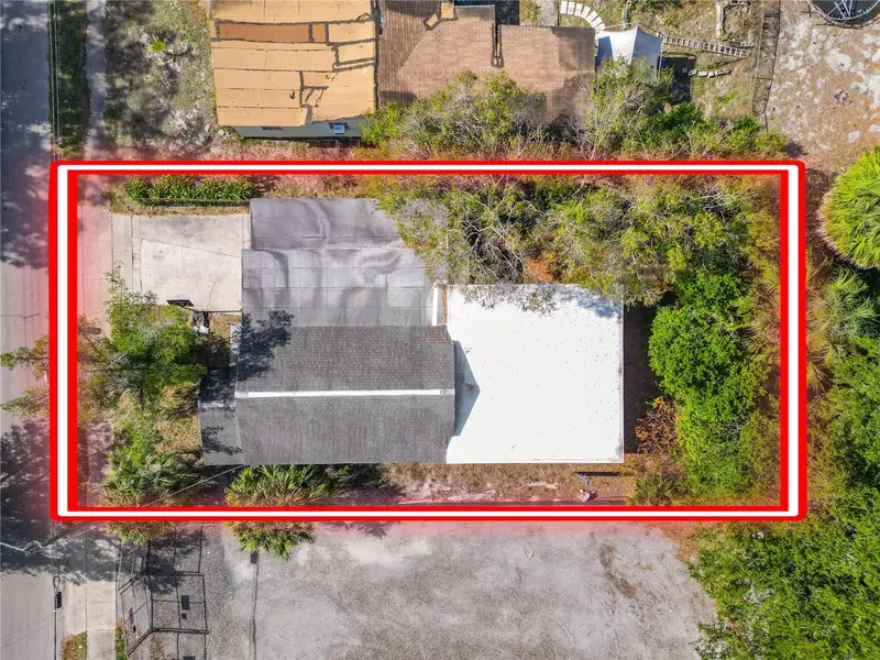 2910 E Emma St, FL