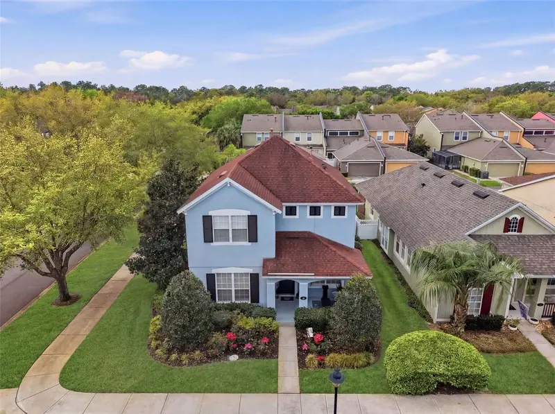 216 Foxglove Way, FL