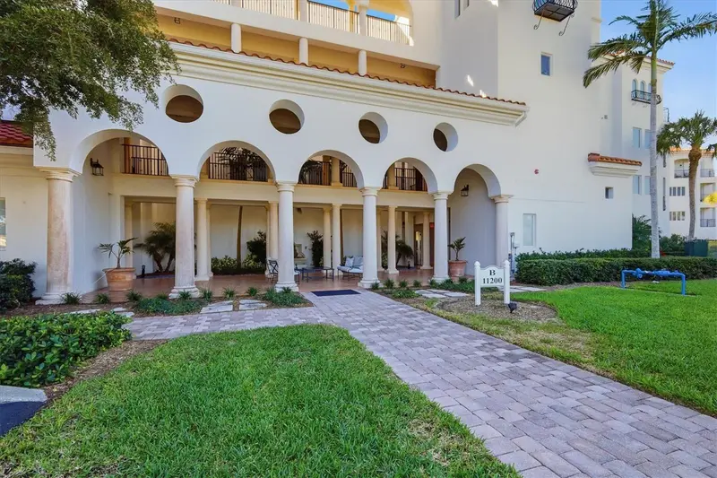 11200 Hacienda Del Mar Blvd #B-204, FL