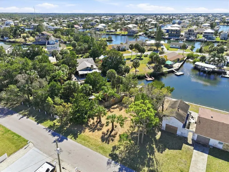 3396 Mangrove Dr, FL