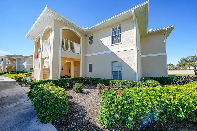 5800 Sabal Trace Dr #1202, FL