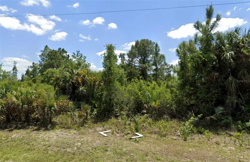 3205 W 54th St, FL