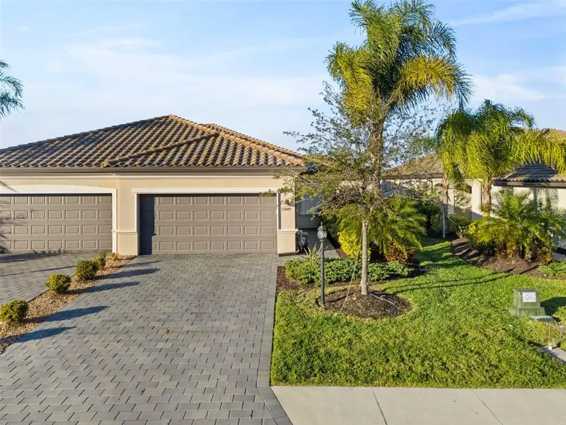 15949 Clear Skies Pl, FL