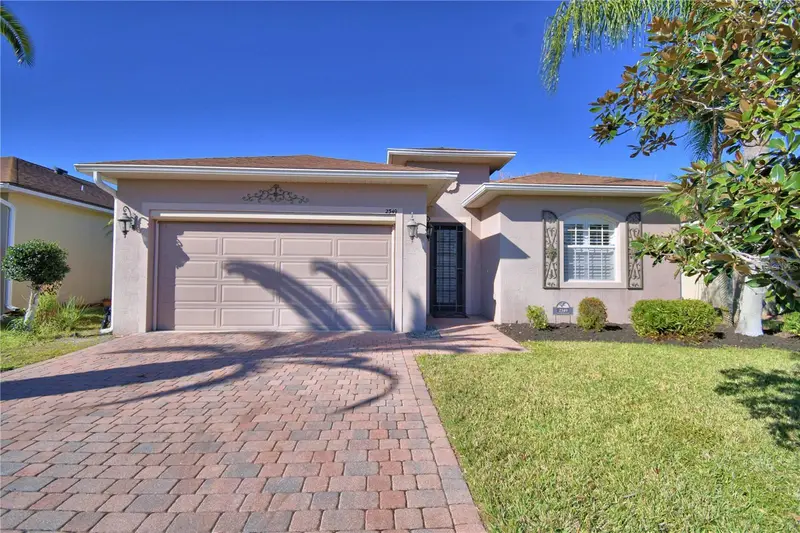 2349 Salzburg Loop, FL